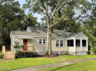 2216 Broadmoor Pl, Gulfport, MS 39501