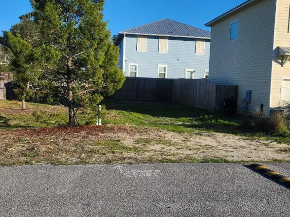422 Paradise Blvd, Panama City Beach, FL 32413