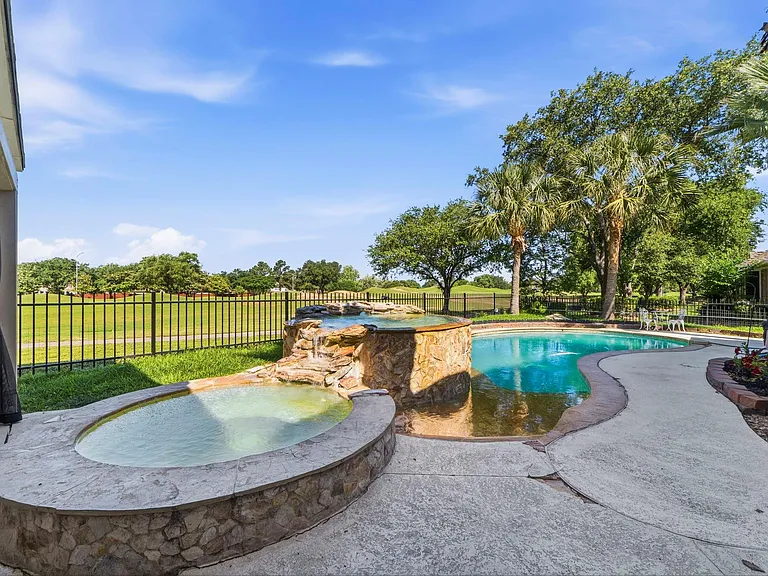 11823 Canyon Mills Dr — Photo 30