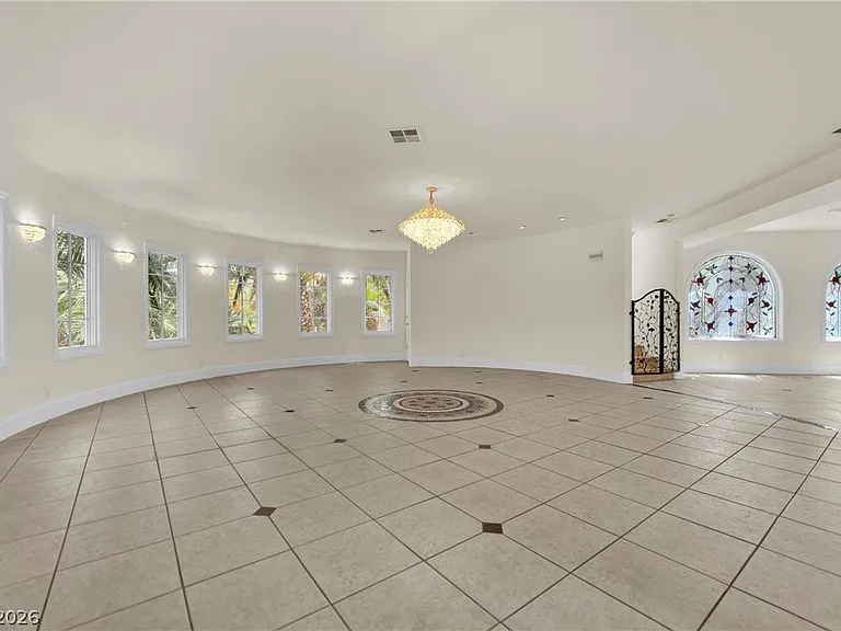 1250 Shadow Ln — Photo 5