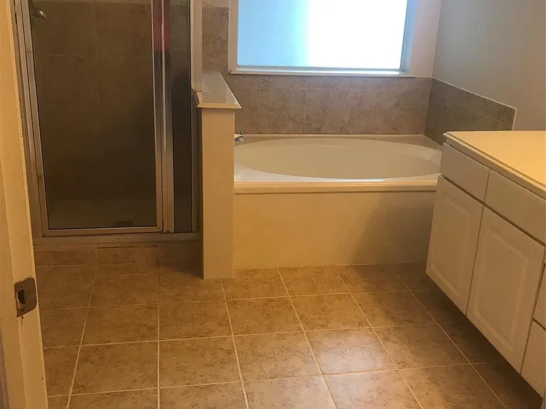 22531 Goss Spring Ct — Photo 16