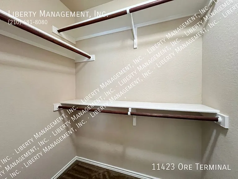 11423 Ore Terminal — Photo 17