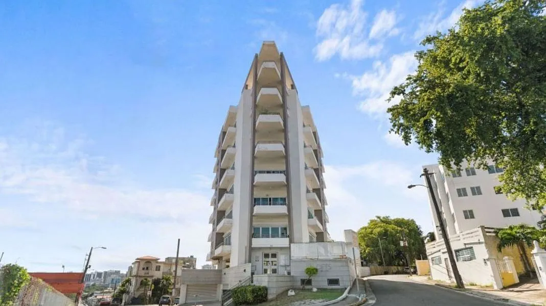 2 bed, 2.0 bath, 1400 sqft, $3,500 — Photo 1