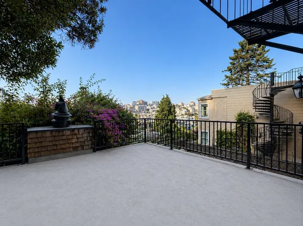 1327 Greenwich St #1325, San Francisco, CA 94109
