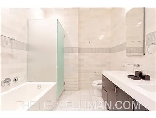 Sold by Douglas Elliman | media 21