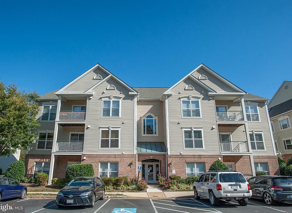 1st image of 6535 Grange Ln Unit 302