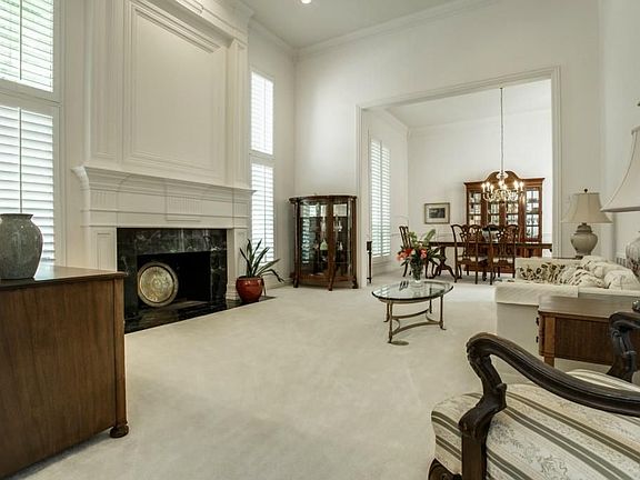 5th image of 5117 Longwood Ct
