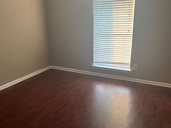 3rd image of 7456 Overlook Dr
