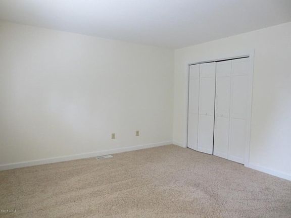 4th image of 109 Beechwood Dr