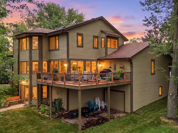 S75W18705 Kingston DRIVE, Muskego, WI 53150