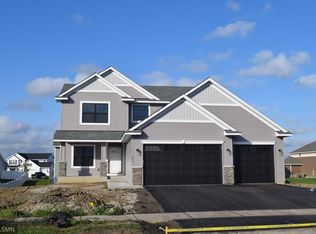 236 Lori Ln, Delano, MN 55328
