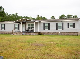 968 Brenda Kaye Yawn Rd, Baxley, GA 31513