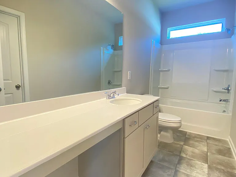 48 Westover Rd — Photo 12