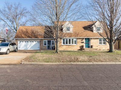 305 Delshire Ave, Pekin, IL, 61554