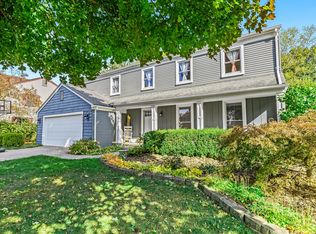 2371 Harness, West Bloomfield, MI 48324