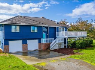 2343 Van Dam Rd, Coupeville, WA 98239