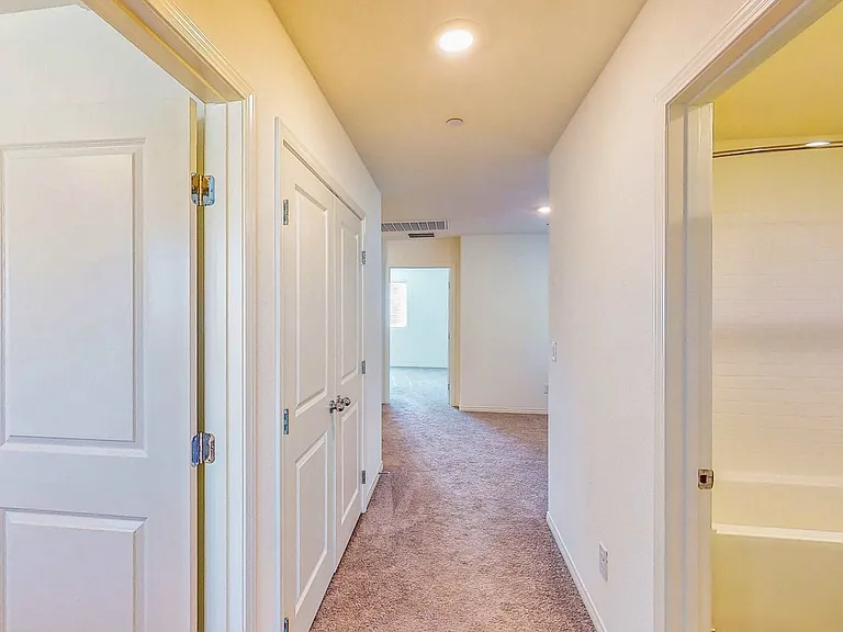 4261 Venus Falls Ave — Photo 29