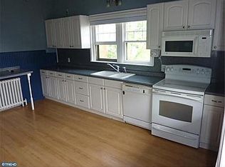 404 Glasgow St #1, Pottstown, PA 19464