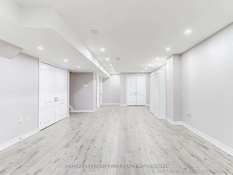 75 Kentview Cres — Photo 16
