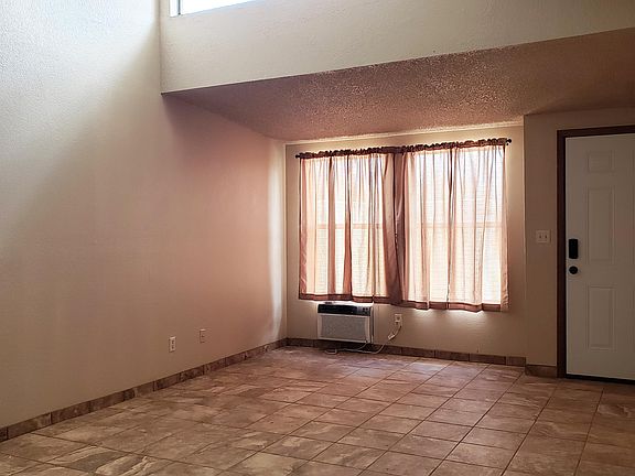 3rd image of 1000 Country Cove Ct #A