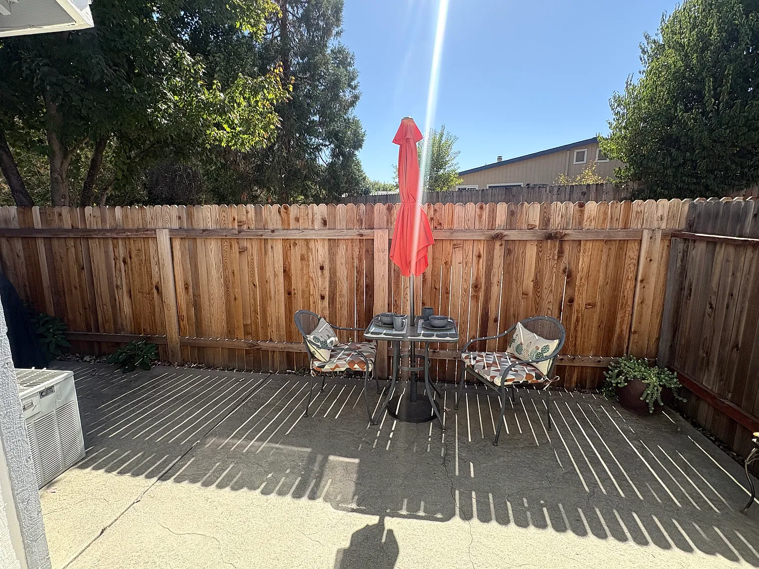 2 bed, 1.5 bath, 990 sqft, $1,250 — Photo 4