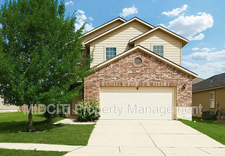 205 Tallow Trl — Photo 1