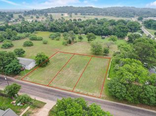 2105 Pecan St, Bastrop, TX 78602