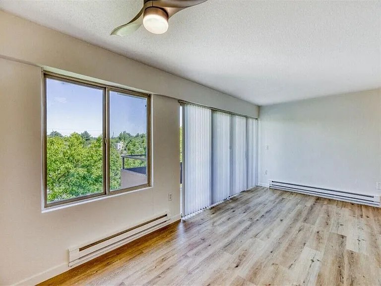 Irvington Apartments — Photo 25