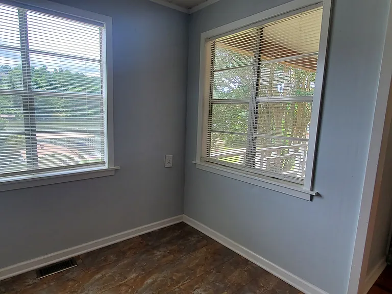 1807 Lakeshore Dr #C — Photo 17