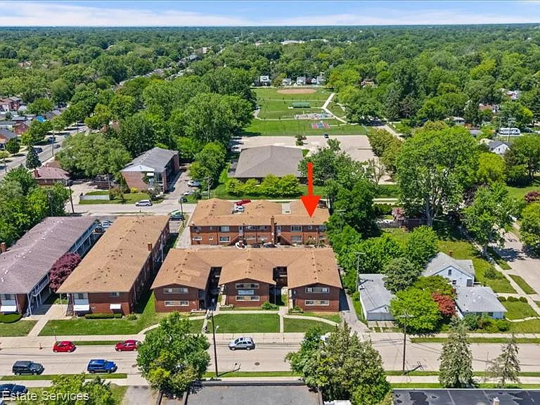17160 Gravier St — Photo 10