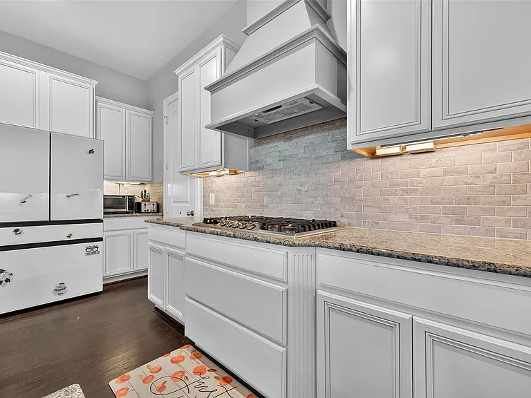 4947 Thunder Creek Ln — Photo 18