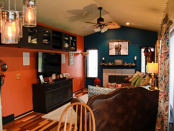 5th image of 1717 Dartmoor Dr