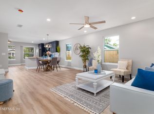 3348 Drew St, Jacksonville, FL 32207