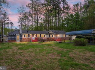 314 Lake Dr, Colonial Beach, VA 22443