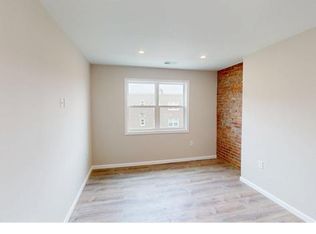 2425 Alabama Ave SE #302, Washington, DC 20020