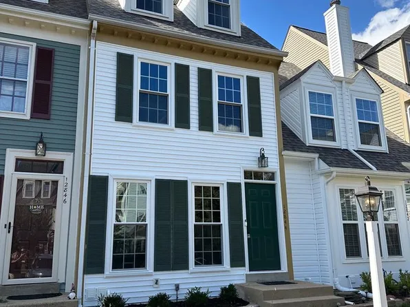 12844 Mill House Ct, Woodbridge, VA 22192