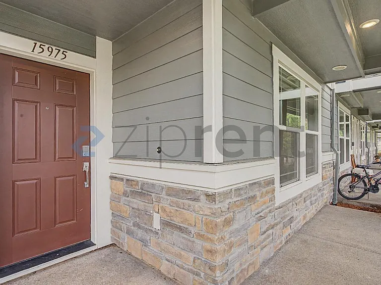 15975 NW Hosmer Ln — Photo 3