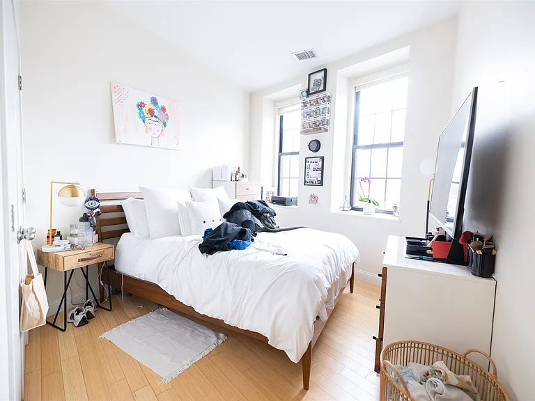 460 Harrison Ave #302 — Photo 21