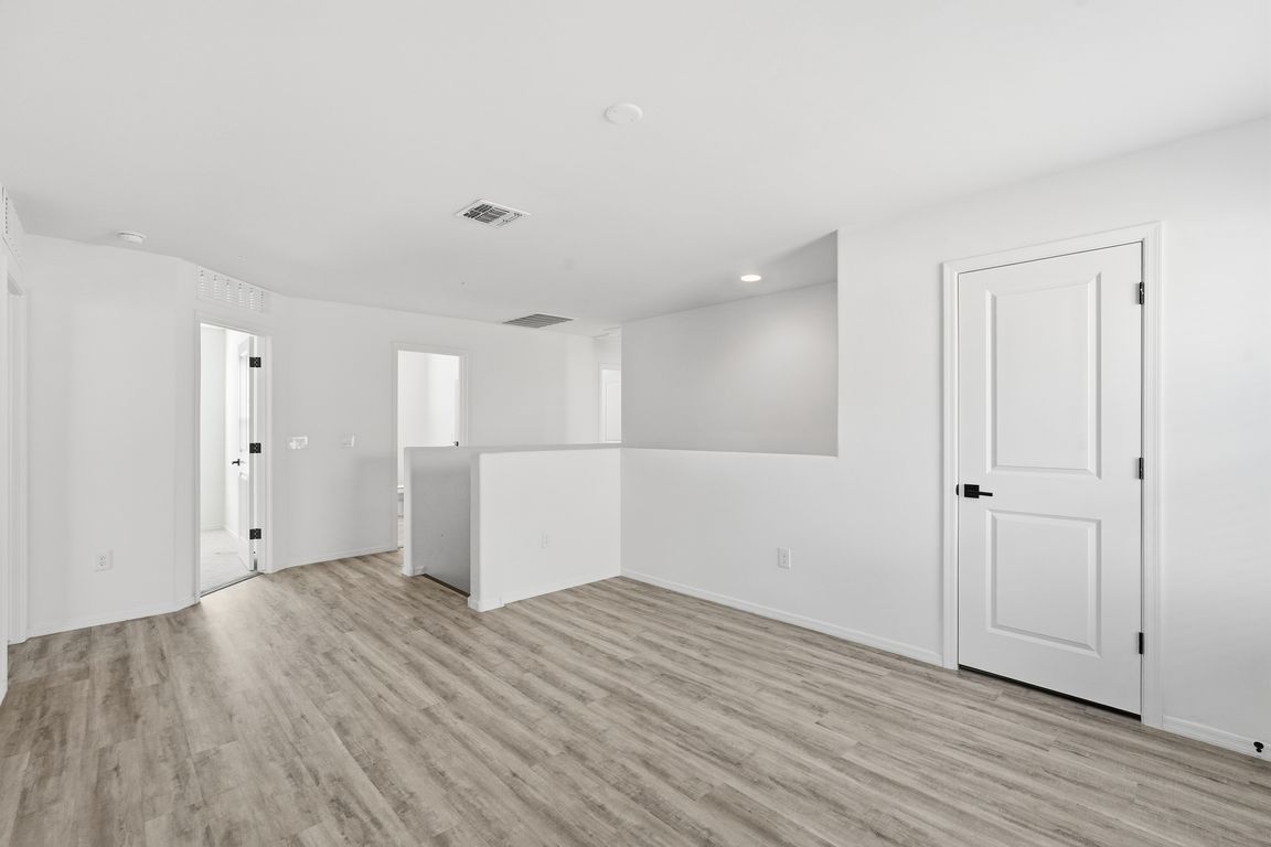 next background image