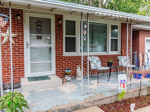 2nd image of 501 Virgil St