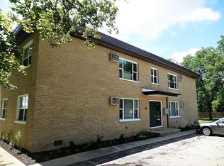 420 S Lake St, Grayslake, IL