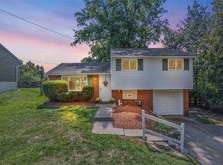 404 Luzerne Dr, Monroeville, PA