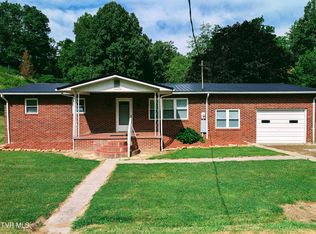 4989 Nealy Rdg, Clinchco, VA 24226