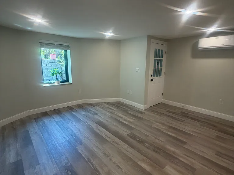 57 Brentwood St #B — Photo 7