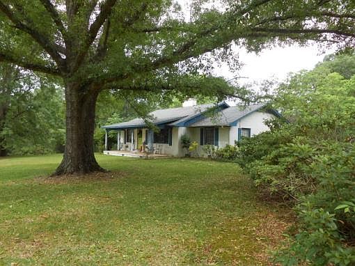 3rd image of 2283 Furrs Mill Dr NE