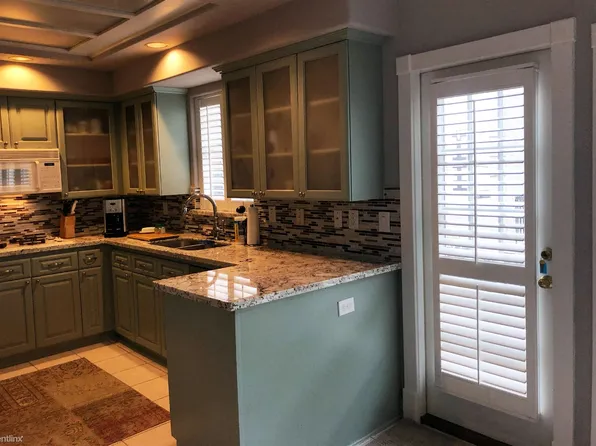 1956 W Bell St, Houston, TX 77019