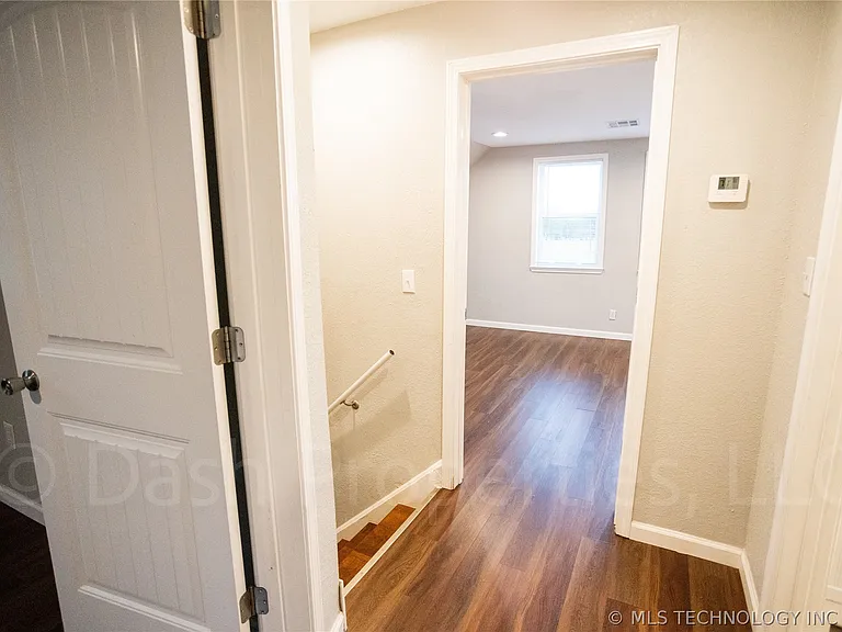 821 S Quaker Ave — Photo 68