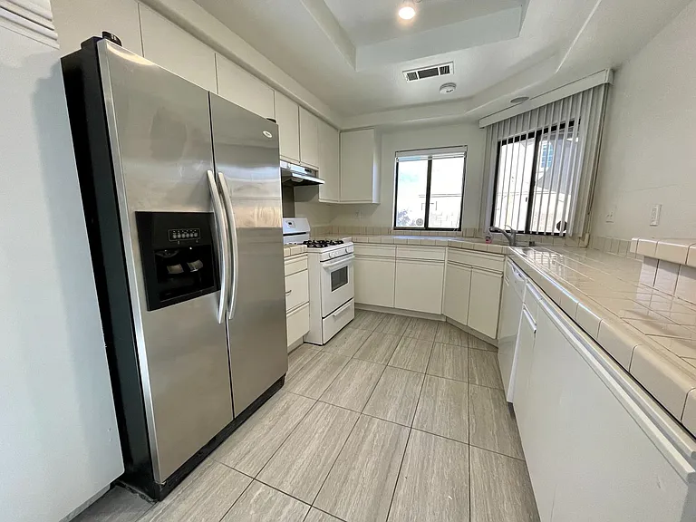 PS T 33387 — Photo 21