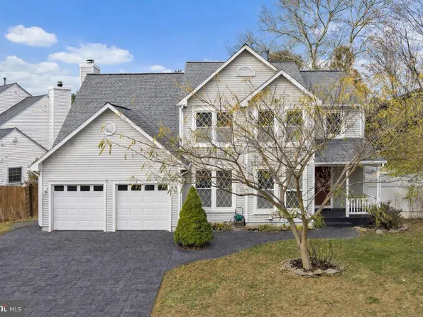 18906 Lindenhouse Rd, Gaithersburg, MD 20879