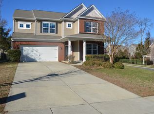 5825 Castlecove Rd, Charlotte, NC 28273